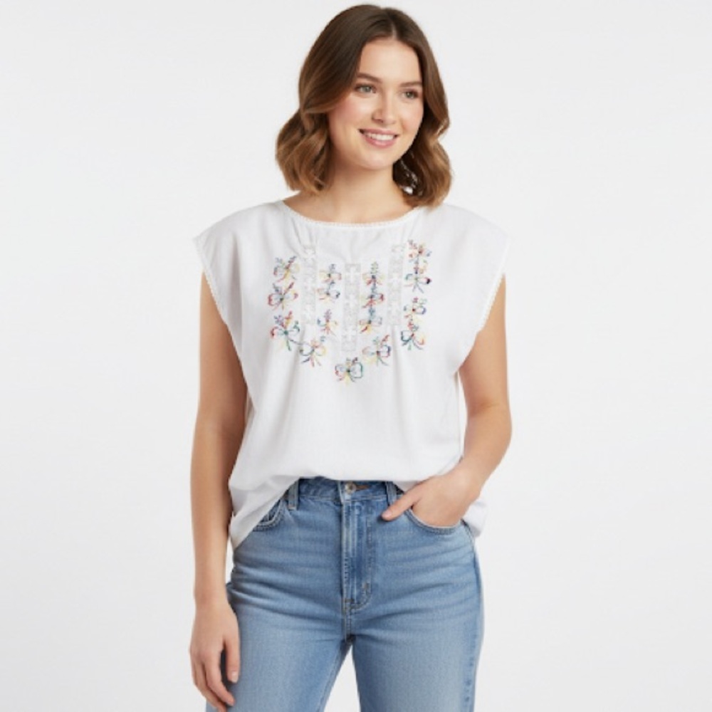 Vintage Crisp White Rainbow Floral Embroidery Lace Tassel Details Boho Blouse